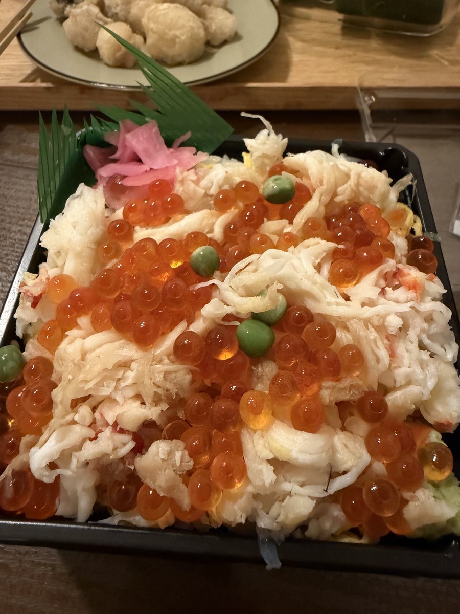 fro7_9325's tweet photo. 無事帰宅しました！
網走駅で買ったお弁当で晩ご飯🦀

お疲れ様でした！明日以降もいる方は楽しんでください！！ https://t.co/yjH56cXUSL