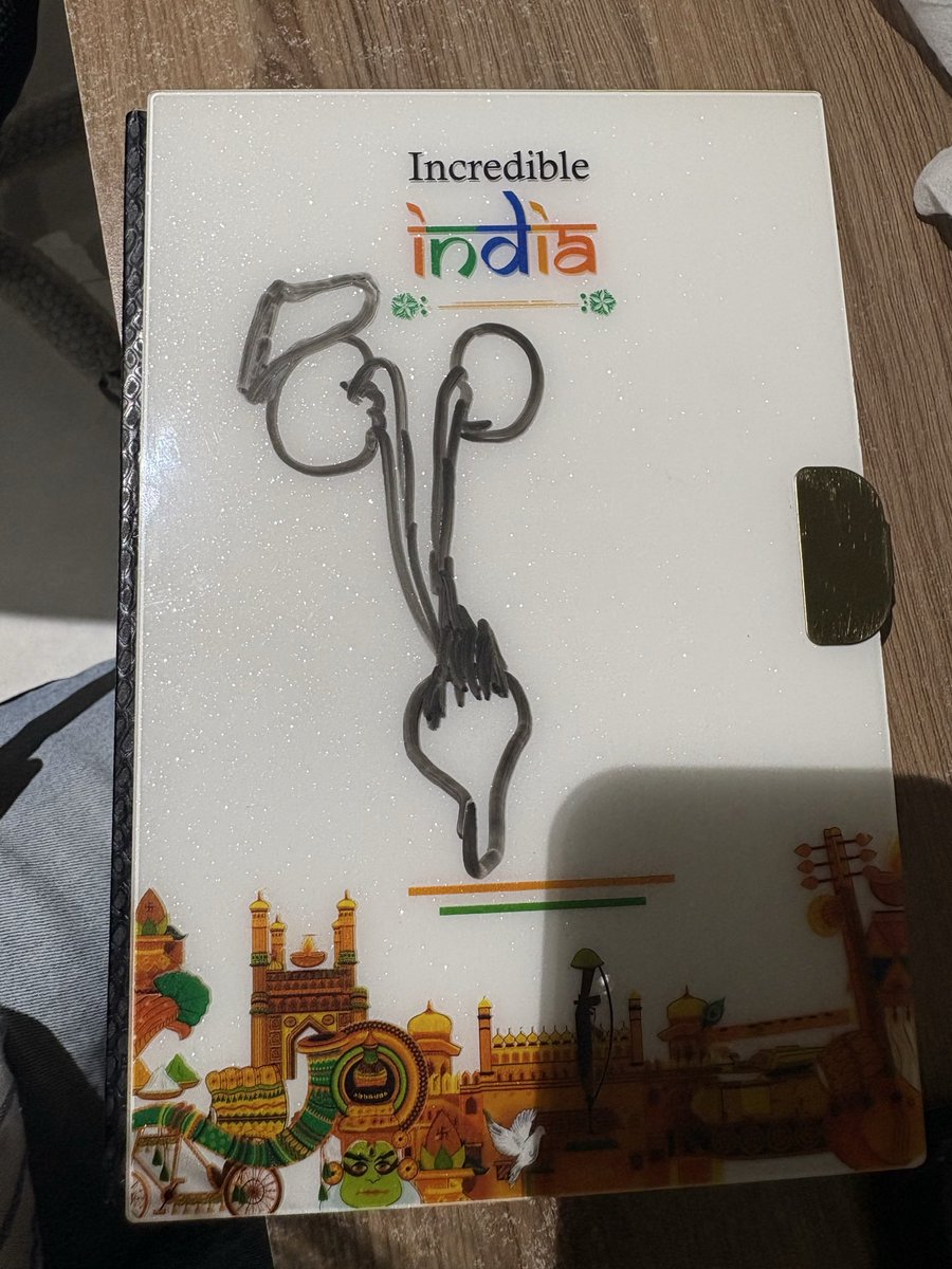 riyavasani1's tweet photo. if you all forgot, This is how our kidney looks somewhat 😂 https://t.co/KS2tfjb548