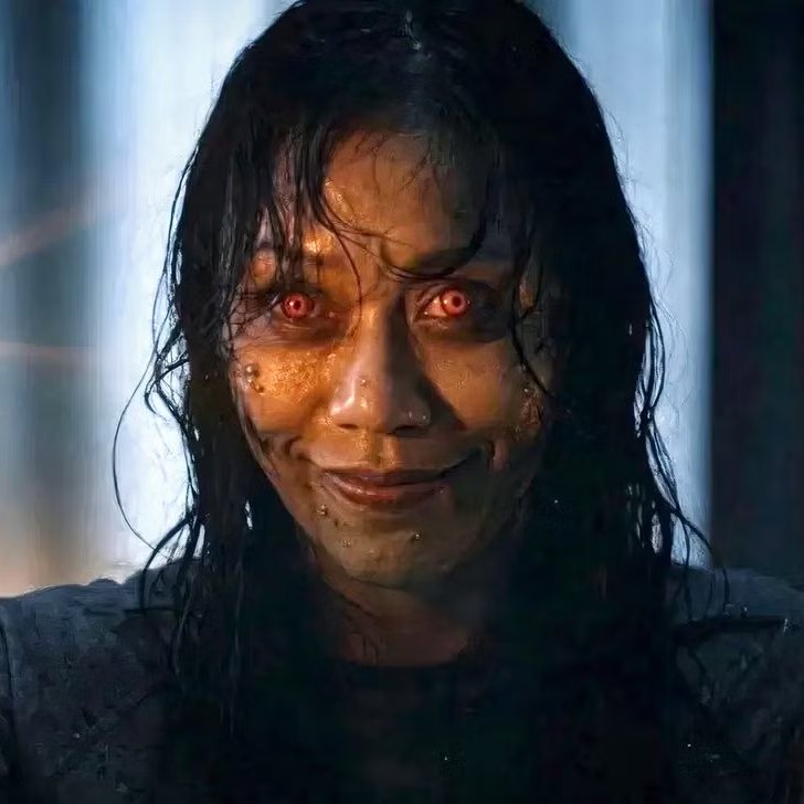 monojd24's tweet photo. #EvilDeadBurn 🥵🥵🥵🥵🥵is a brutal return to survival horror. The practical gore, relentless tension, and creepy atmosphere keep the adrenaline pumping from start to finish. It honors the franchise while delivering fresh nightmare fuel. Horror fans won't be disappointed. https://t.co/gSqSjYaAUx