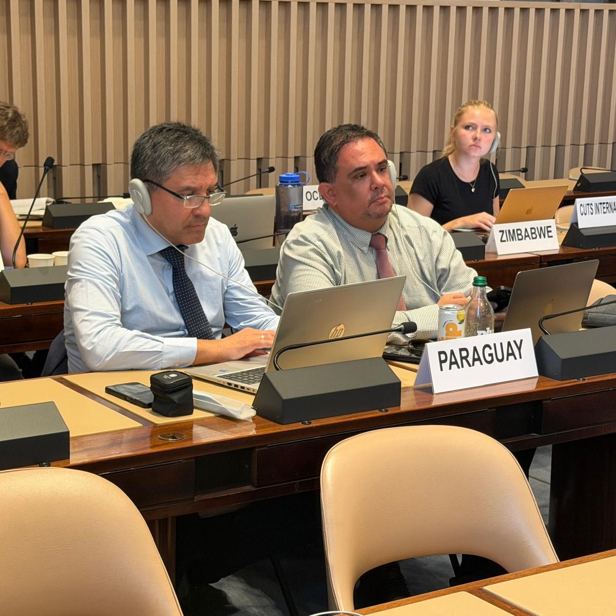 conacompy's tweet photo. Delegación de la CONACOM participó de las reuniones del Grupo Intergubernamental de Expertos en Derecho y Política de Competencia de la @UNCTAD, celebradas en Ginebra, Suiza.

🔗Más info en: https://t.co/yDzjdQrtnN

#GobiernoDelParaguay https://t.co/rIgH4zuWOi