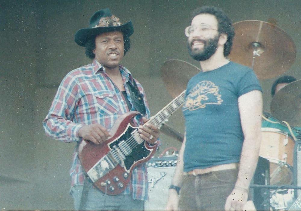 ronniebbrooks's tweet photo. Happy Birthday to Alligator Records founder.......Mr. Bruce Iglauer!

RBB

#HappyBirthday #BruceIglauer #AlligatorRecords #RBB https://t.co/uTde99hupk