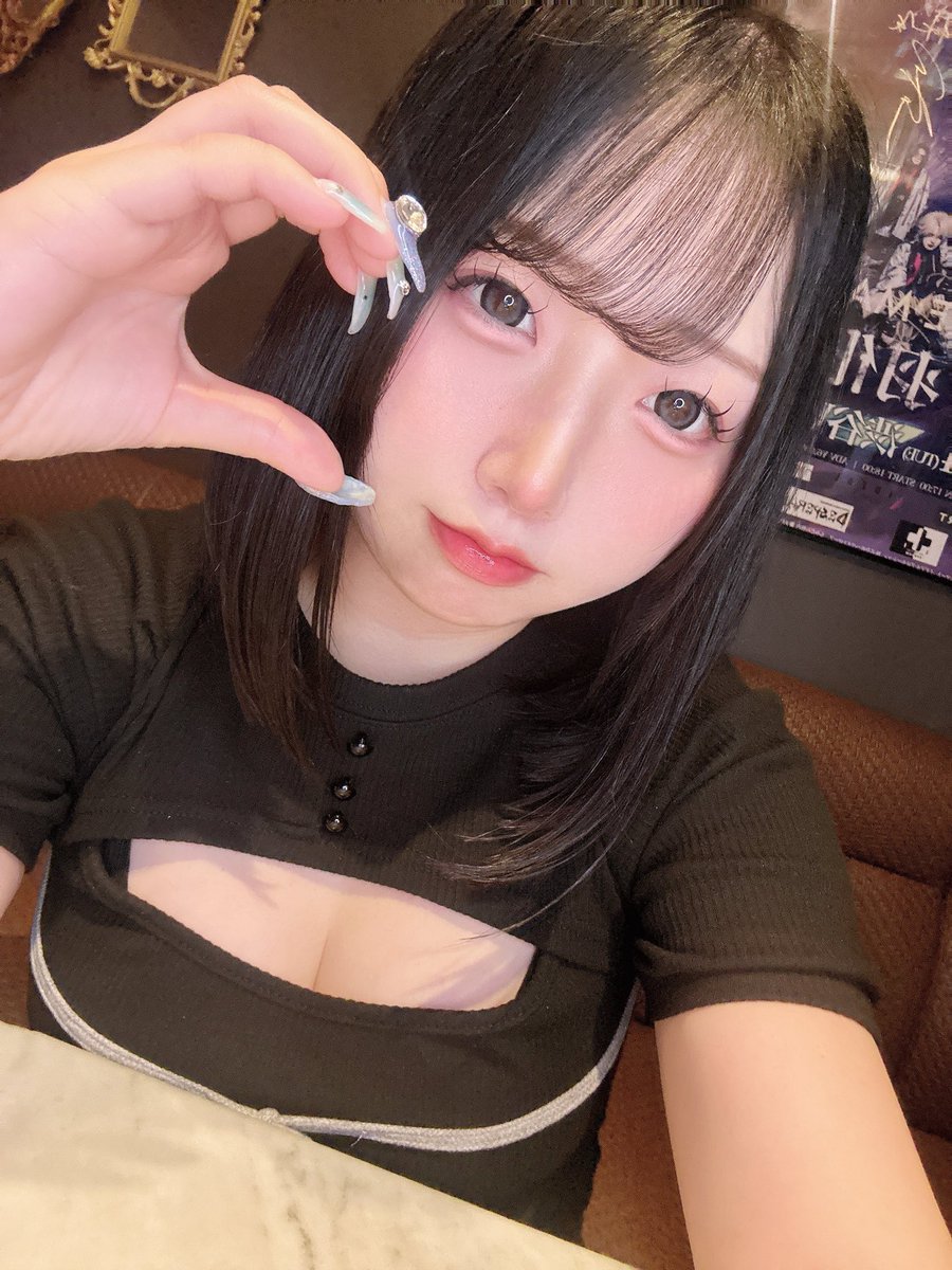 1Ran6yan5's tweet photo. しゅっきん🌟⋆꙳

金晩ですね。

https://t.co/ku2SELYf00
待ってます☺️ https://t.co/3JHIoH5b7L