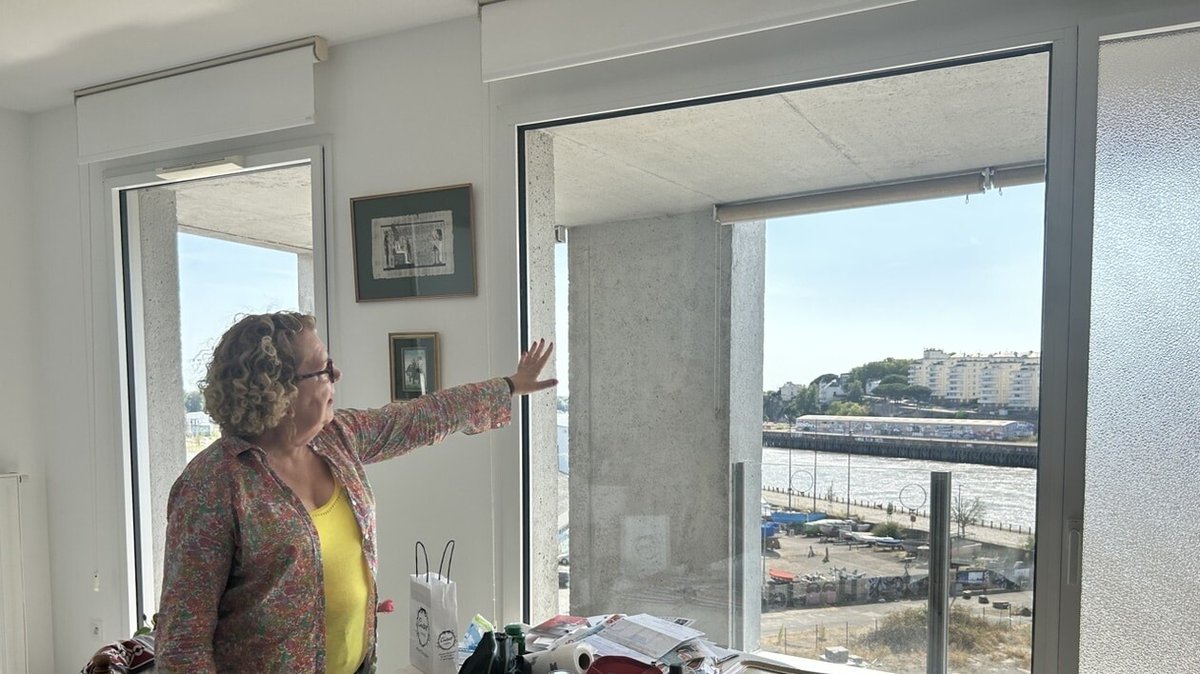 presseocean's tweet photo. L’architecte interdit les volets pour des questions d’esthétique malgré la canicule sur l’île de Nantes | Presse Océan
➡️ https://t.co/t7NsskT9Ow
#Nantes
#Repost https://t.co/06oVckQ1eE