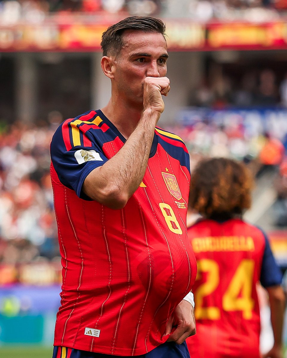 brfootball's tweet photo. Fabián Ruiz, who replaced Pedri in Spain's XI vs. Belgium, gives them the 1-0 lead 💪 https://t.co/aQhNCwxQZ1