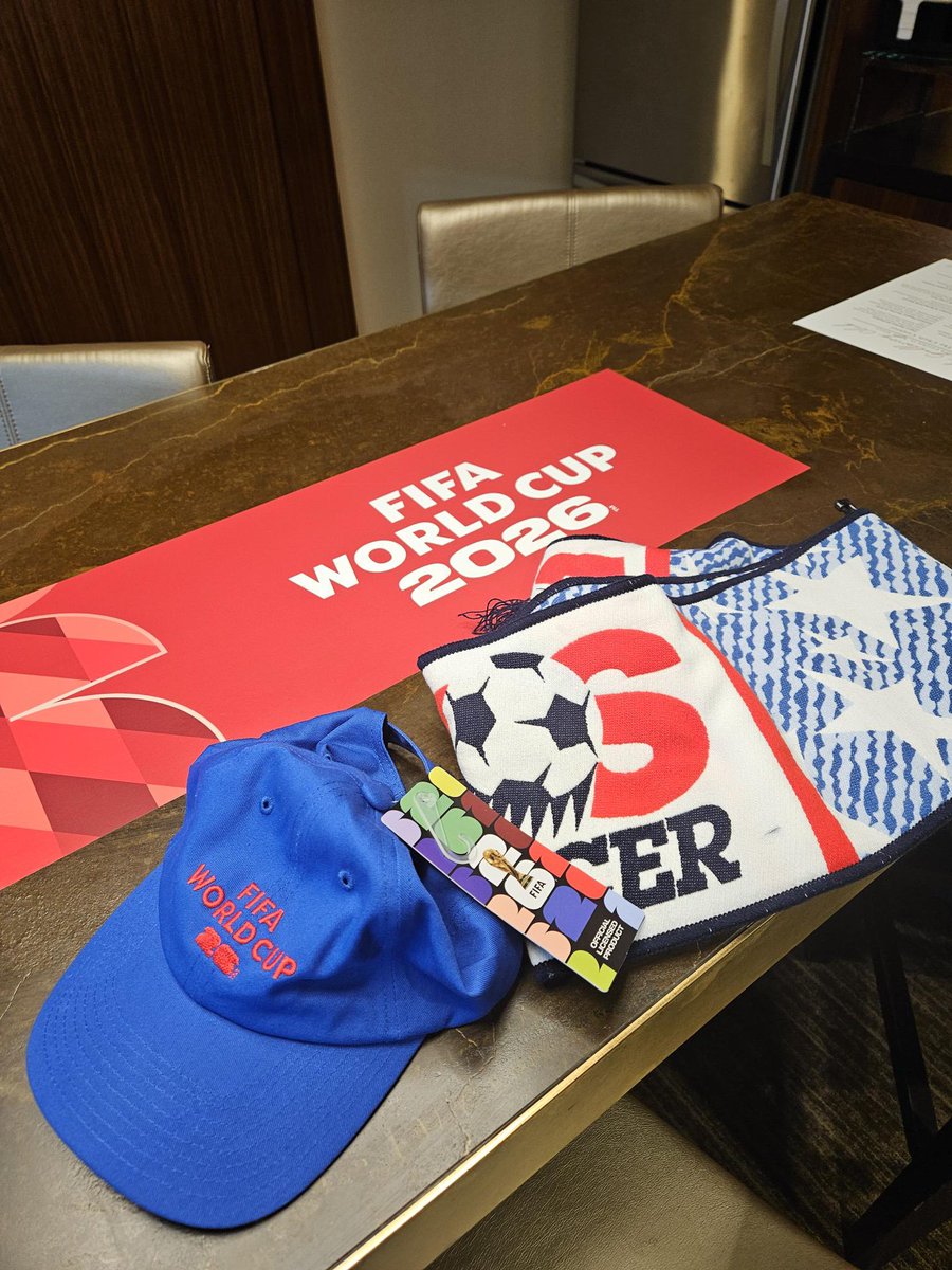 CristoReyATL's tweet photo. A cool FIFA World Cup experience for a few of our students. Thanks to our partnership at Global Payments for these wonderful memories. #fifa #FifaWorldCup_2026 #schoolpartnerships https://t.co/yuIBEzKcyV