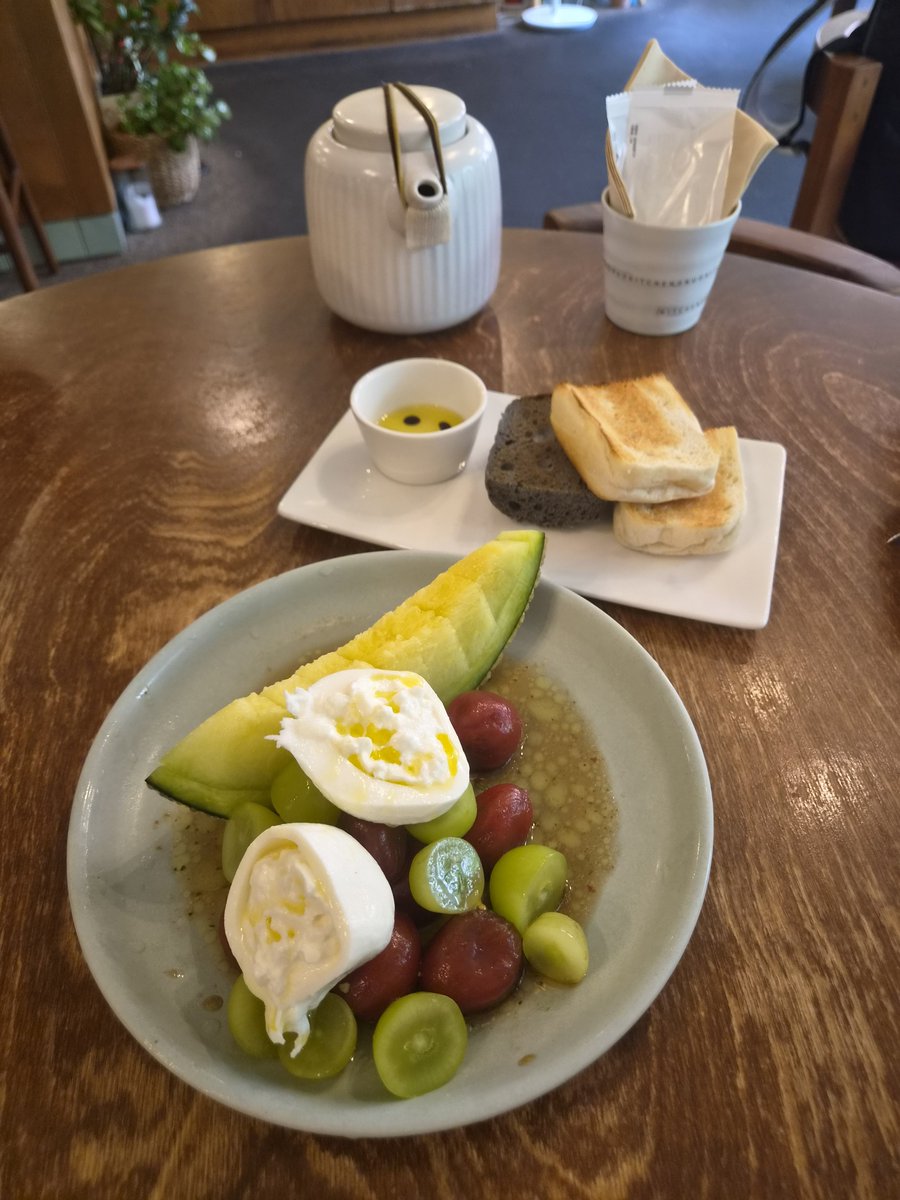 vhaldla's tweet photo. 🍽 https://t.co/JLvDKeSfwN