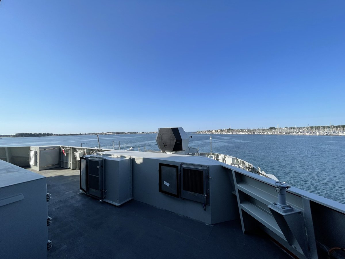 Commandant_TNAI's tweet photo. This week 22 crewmembers underwent the Navigate Safely training. It was an intense week which allowed us to better get to know the ship, both alongside and at sea. Now it’s time to break off for the summer holidays! https://t.co/BtWRbb3YE1