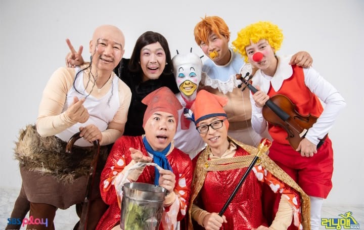 Skwancreamsicle's tweet photo. Happy 16th anniversary to the show that's as old as me!!
#런닝맨 #16YearsWithRunningMan https://t.co/ir84luACoX