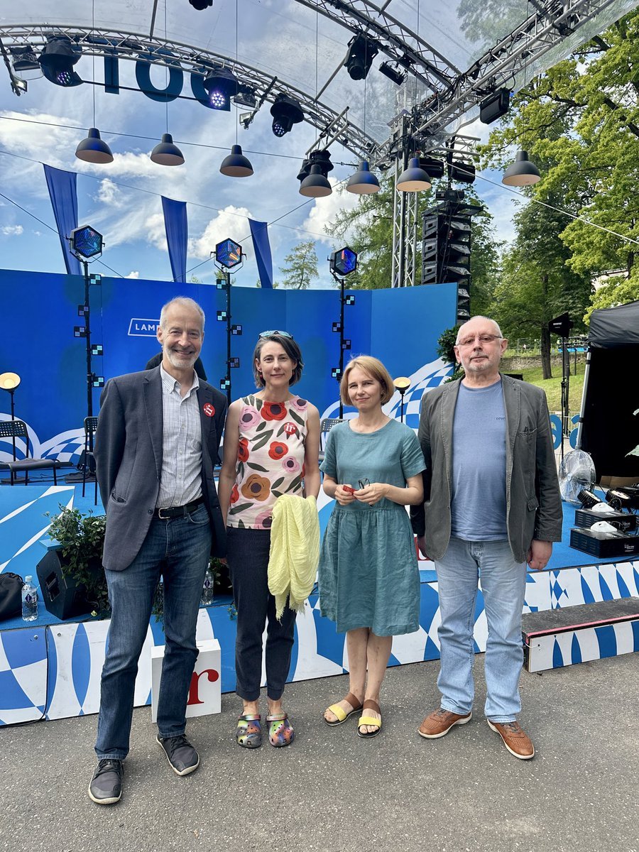 AtlasDynam1cs's tweet photo. Kad man kāds jautās kā izskatās nožēlojamas nelaimes čupiņas - es parādīšu šo attēlu. https://t.co/pbSUsixnvL