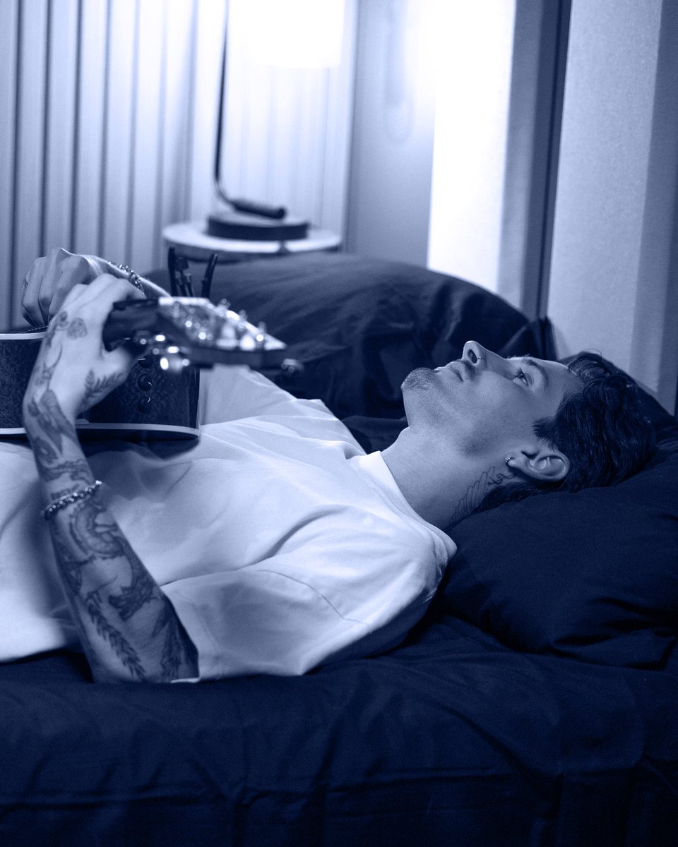 michaelmykals's tweet photo. WAKE ME UP is out now!! song link in bio! go stream ILYSM #newmusic #newmusic2026 #newartist #fyp #fypシ゚viral https://t.co/85de93ugb7