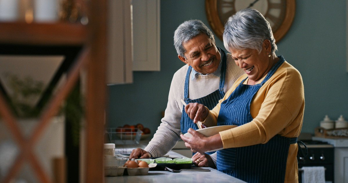 IRIonline's tweet photo. Research published by the National Bureau of Economic Research found that retirees with annuities reported lower financial stress and more positive health and lifestyle outcomes than retirees who relied on phased withdrawals. https://t.co/iz4LPvaBHn @planadviser https://t.co/n6Y88T5NuO