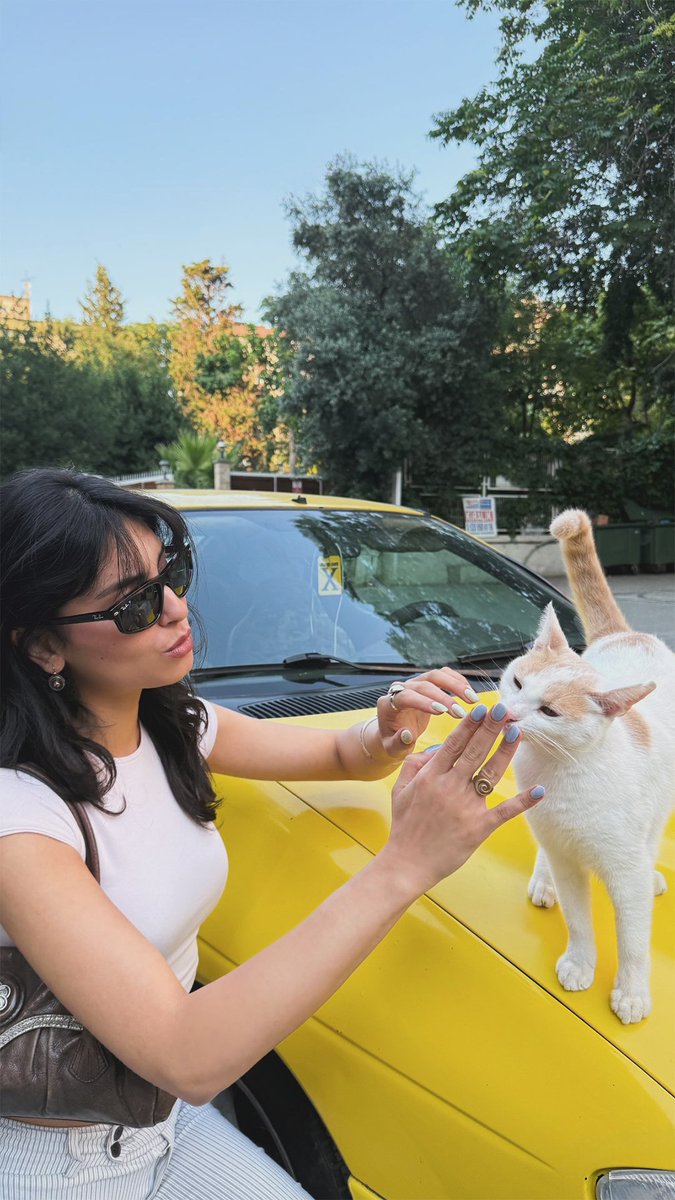 dizilancer's tweet photo. #SevdiğimSensin dizisi ile beğeni toplayan güzel oyuncu Rojbin Erden yeni paylaşım yaptı 🥰

#RojbinErden https://t.co/DYj0TXnPyg