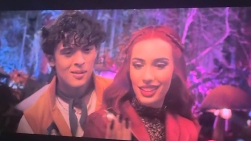 descendantstrr's tweet photo. 🚨 New Look at Kylie Cantrall and Alexandro Byrd in Descendants Wicked Wonderland https://t.co/RkAIa5Ntt2