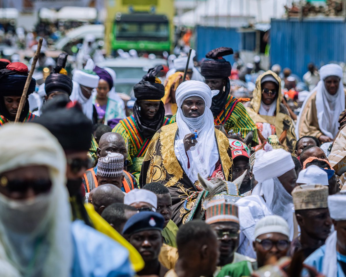 Abdul_Ajikobi's tweet photo. Imam Dasuki III

- Chairman, Ilorin Emirate Council of Ulama
- Chairman, Kwara State Council of Ulama https://t.co/dq28oC2kDd