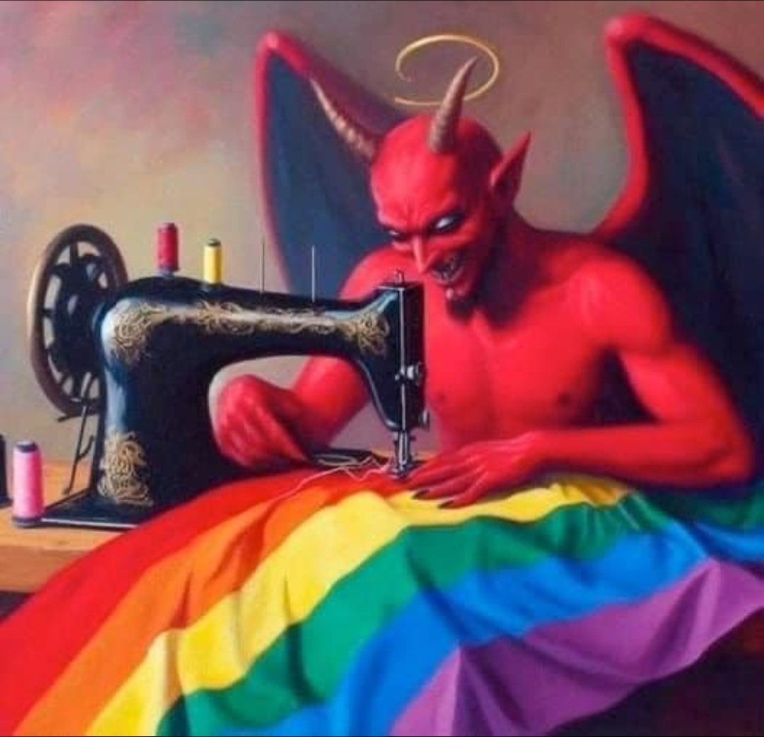 Bffreak74's tweet photo. @BrandnerSt Der Teufel trägt rainbow...🤮

🇩🇪💙🇩🇪Nur noch AFD,  auch für Berlin. 

Quelle Netzfund https://t.co/gHW2A7tDmB