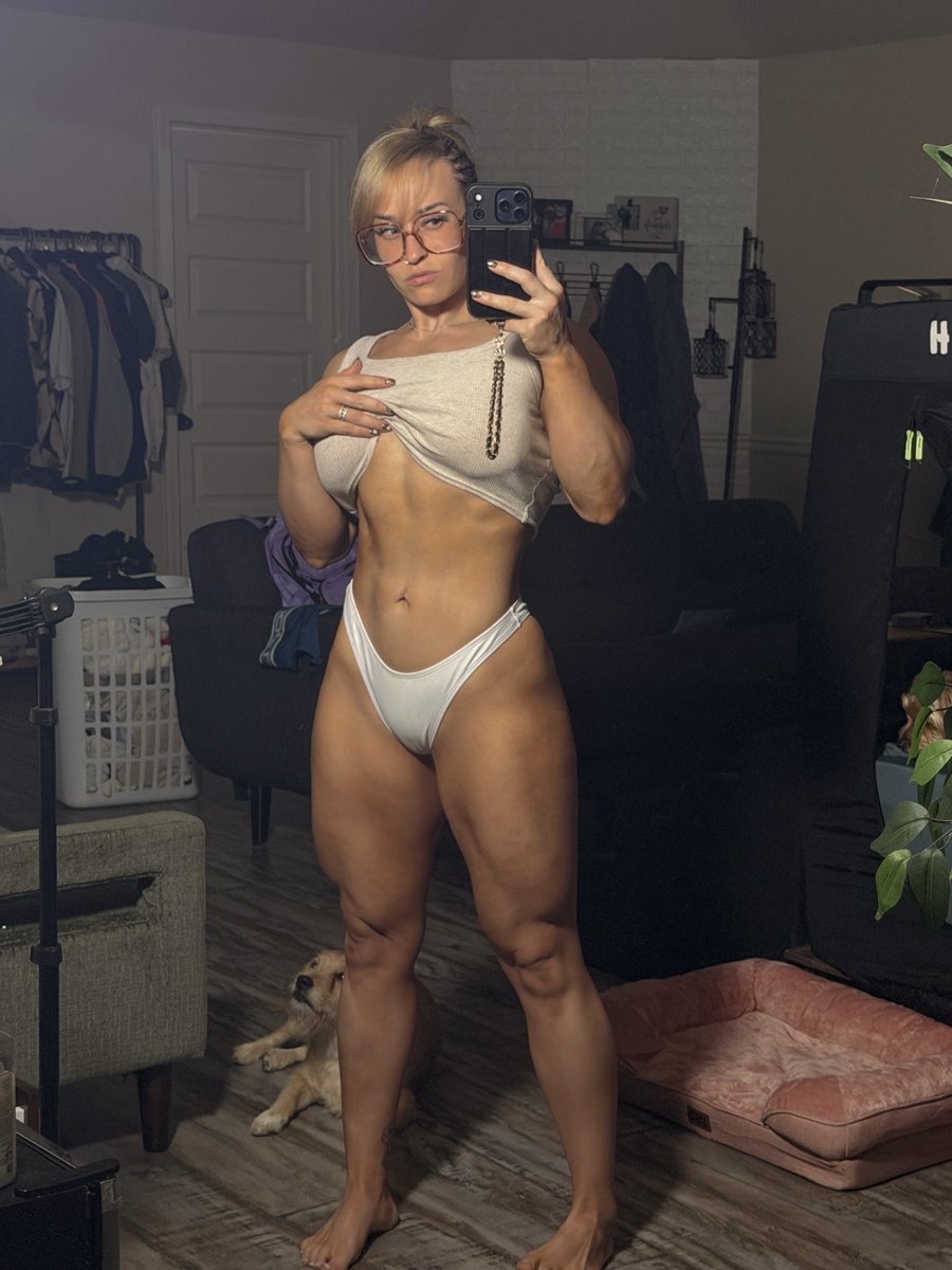 BabesnWrasslin's tweet photo. WWE Superstar Jordynne Grace https://t.co/T3687JCP0k
