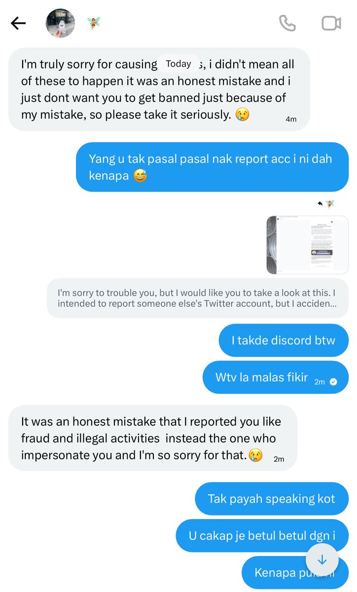 fluffycloudyyyy's tweet photo. ‼️ATTENTION‼️
#scammer ? #fraud ?

guys pebende ni? korang bagitau aku ni apa bende actually…dulu mmg ni one of mutual pernah beli pc but idk la tiber yang chat ni lain machiam sangat 😮‍💨 abaikan je or what? malas tau fikir bende gini 🙃

pls help rt https://t.co/twzLzbjRPl