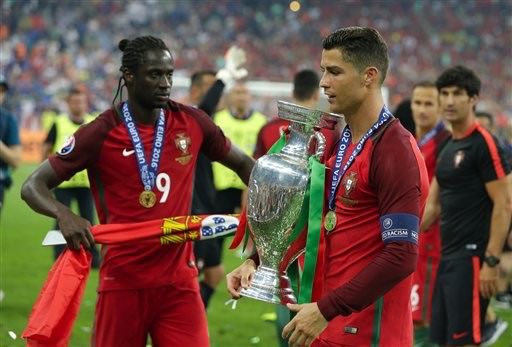 fcbharrison's tweet photo. @Cristiano @selecaoportugal Got carried by Eder https://t.co/auqAgmUHSz