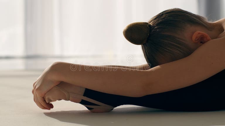 CharlesClaltuo's tweet photo. To discern between a soul burdened by the sorrows of the past, struggling with things beyond their control, and those who consciously choose to inflict pain, is the very key to your peace. https://t.co/okjjNZ1lNz