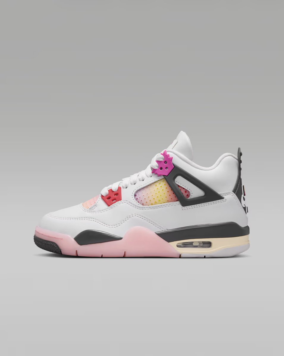 snkr_twitr's tweet photo. AD: Kids' Jordan Retro 4 'Comic' also dropping 7/25

G https://t.co/ViaDqS0VO3
P https://t.co/jHpJ1Yrza3
T https://t.co/O0iLRhsaPB https://t.co/x2rEetY5AY