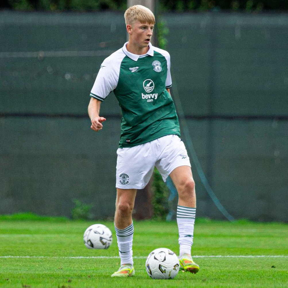 HibernianFC's tweet photo. 🗞️ We can confirm Lewis Gillie and Zach Bruce have joined Stranraer as part of our new Cooperation Agreement with the @WilliamHill League Two side 

The duo will remain available for selection throughout the season, whilst also gaining regular senior experience at Stair Park 🤝