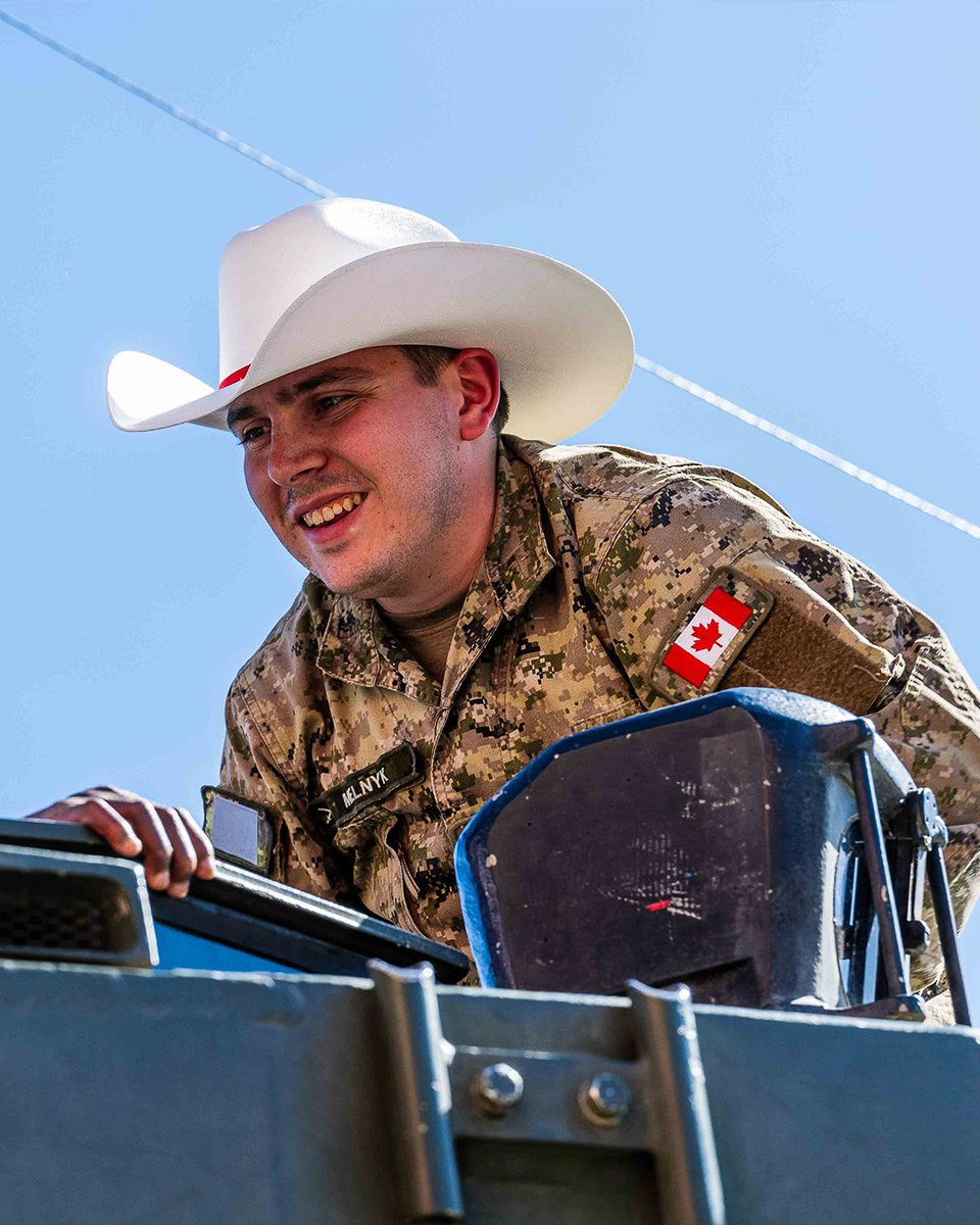 Canadian Army tweet media