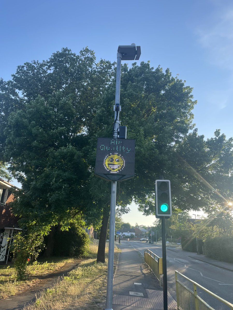 RedDog71Media's tweet photo. Just walking through a random English village, sky full of strange mist in a hot summers day. 

Everything is fine though because the lamp post tells me so 🤯. https://t.co/DoVcWdHGsP