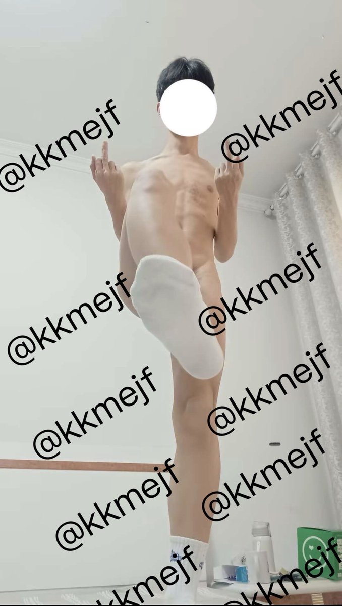 kkmejf's tweet photo. 想要来玩游戏的小狗快来找我玩哦
#骰子游戏 #男高 #男大 #学生 #高中生 #男高中生 #男大学生 #鲜肉 #正太 #帅哥 #体育生 #曝光 #反差 #恶堕 #暴露 #无脑 #骚狗 #调教 https://t.co/zjJ8eVlYPU
