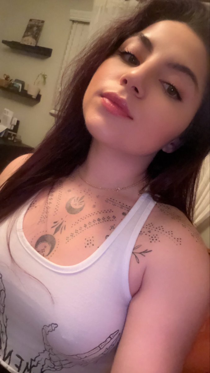 tudiosamia's tweet photo. There’s a crowdfund you can contribute to if you love a tattooed Latina woman. 
If you’re confused, I’m that woman. 
Now go fetch https://t.co/f0sVKfVs1K