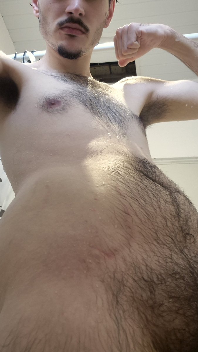 jaozinlubaw's tweet photo. T�� ficando fortin https://t.co/kHice6XGUi
