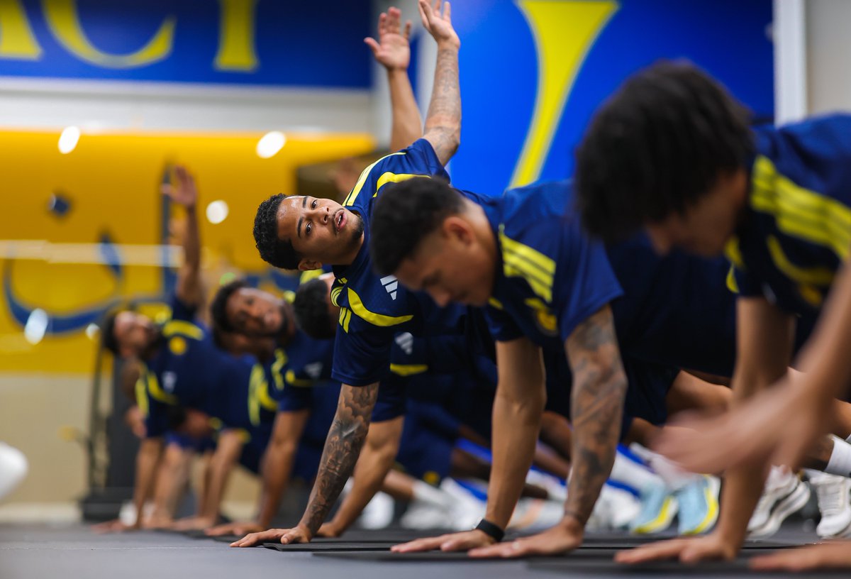 AlNassrFC_EN's tweet photo. Friday evening… preparations continue 🔋💛 https://t.co/WdvuL3xGYz