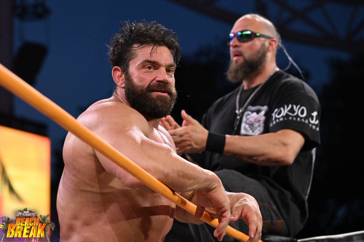LanceHoyt's tweet photo. Movie Stars!  
Red Wrestler aka The Murderhawk monster. 
Blue wrestler. Aka The Machine @briancagegmsi 

If ya haven’t yet. Go chk out @disclosureday https://t.co/lFUwY6kyxO
