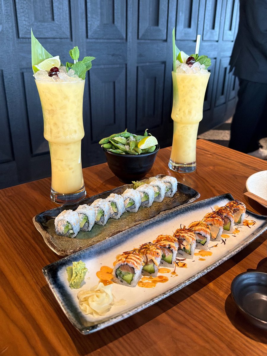 ashIyne's tweet photo. sushi ^_^ https://t.co/CrJw7Qv1OA