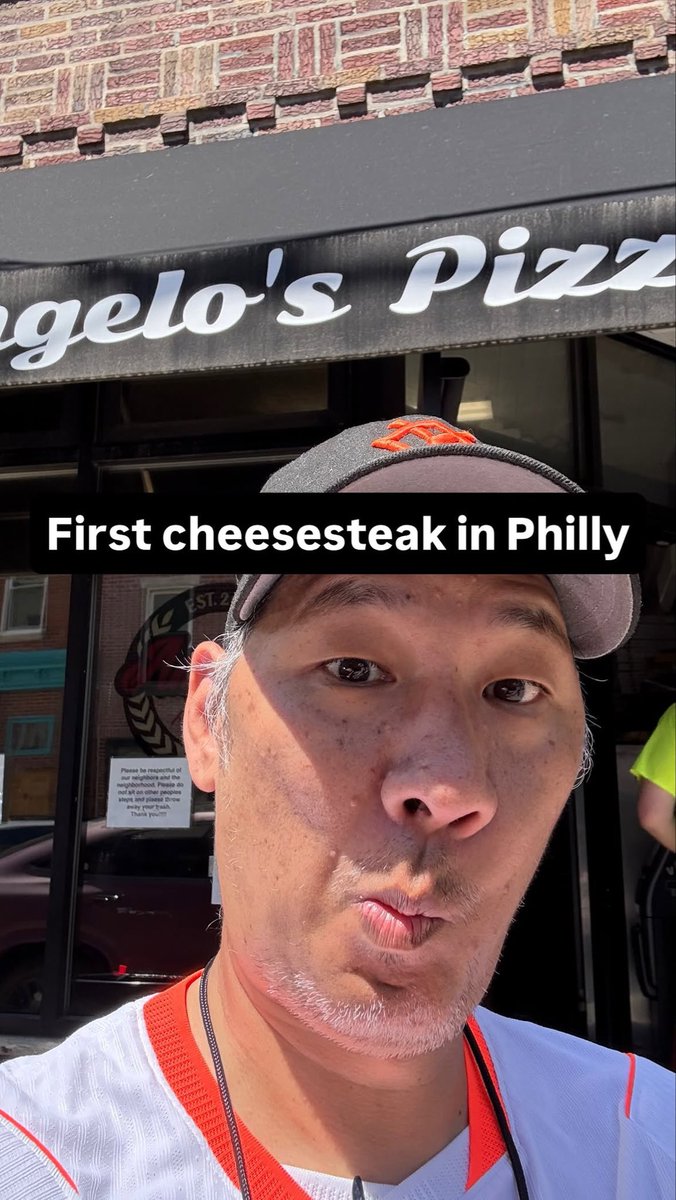 PootPoot's tweet photo. First stop on the All Star tour yesterday… Angelos!! https://t.co/wZHOx72aWY