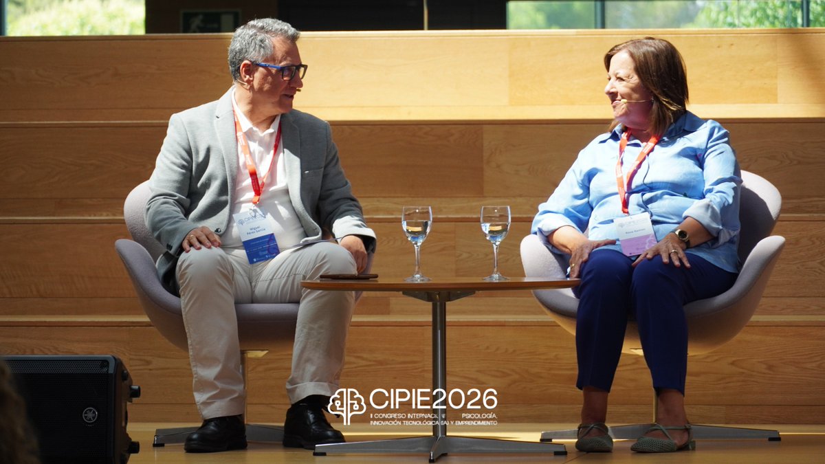 CIPIE2026's tweet photo. En #CIPIE2026 @RosaTorio  aborda los retos de la Telepsicología

En su taller plenario analiza los aspectos éticos, clínicos y legislativos de la intervención psicológica mediante herramientas telemáticas, destacando la importancia de integrar la tecnología con responsabilidad https://t.co/TanK3hkD4Z