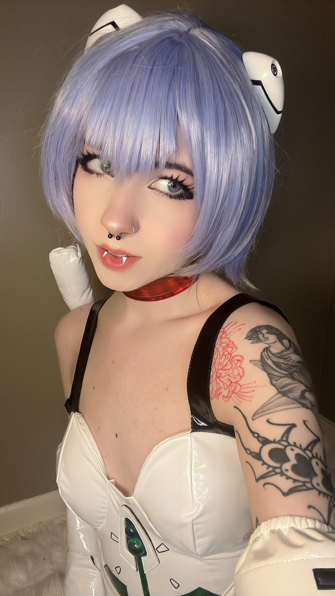 sushiflvredmilk's tweet photo. Can kitty cat rei celebrate or am I just ugly as fuck be honest 
Can Humphry kittens still celebrate national kitten day?🧐💭 https://t.co/b9MqY2W3i3
