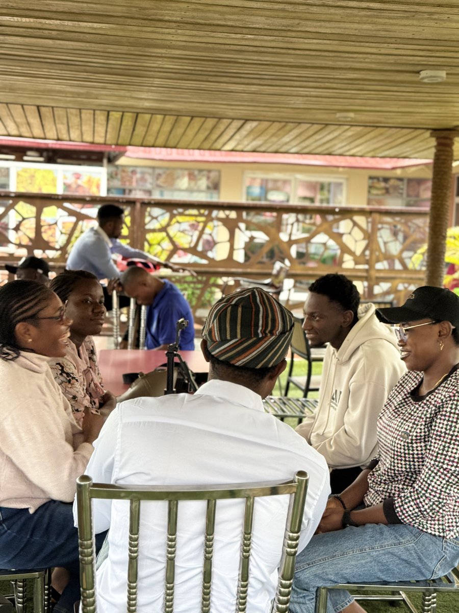 creatorsvilage's tweet photo. The Creators Village Council held our second council meeting, where we brainstormed ideas, and mapped out practical ways to take our community to the next level.

This is just the beginning, bigger plans, stronger systems and More value for every Villager. 🧡 https://t.co/1jbI6zG2HZ