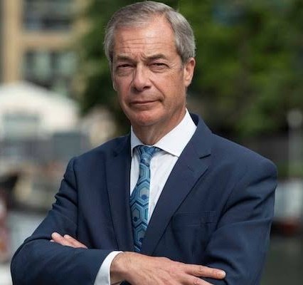 RealPatriotsRVQ's tweet photo. 🇬🇧 Today's events have highlighted why Nigel Farage's security is such an important issue.

Do you support providing £5 million for Nigel Farage's protection?

🟢 Yes
🔴 No

#NigelFarage 
#ReformUK https://t.co/KDdFnxcEy5