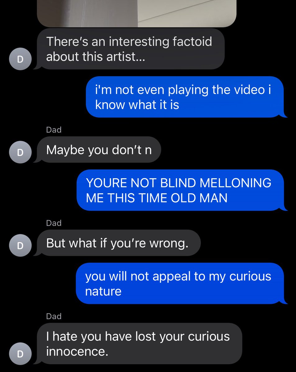 ransomn0te's tweet photo. my dad is trying to do his version of rickrolling me which is getting me to hear no rain by blind melon and then telling me that the lead singer OD'ed in a van in new orleans https://t.co/kyJxDybbaz