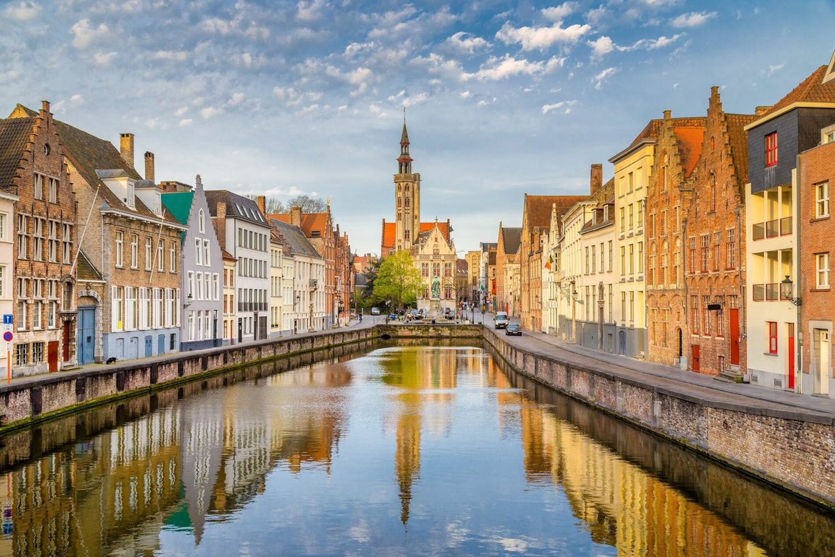 theiaincameron's tweet photo. One thing that Belgium absolutely smashes every other country in the World Cup at is ‘prettiest city’ award. Bruges is in a class of its own in my view.

1/2 https://t.co/gcqnrFeJBl