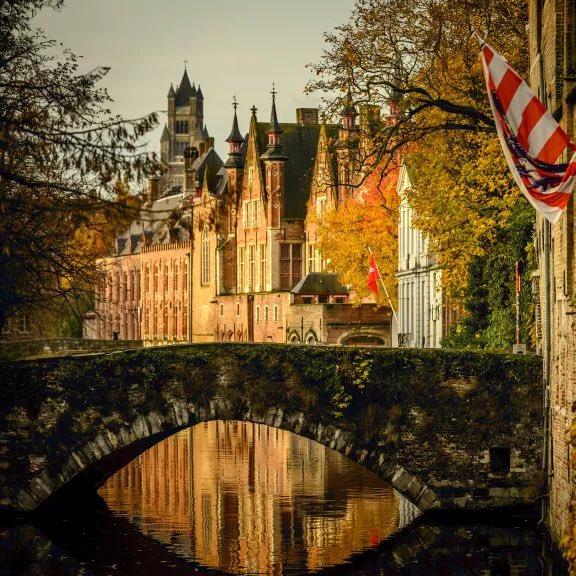 theiaincameron's tweet photo. One thing that Belgium absolutely smashes every other country in the World Cup at is ‘prettiest city’ award. Bruges is in a class of its own in my view.

1/2 https://t.co/gcqnrFeJBl