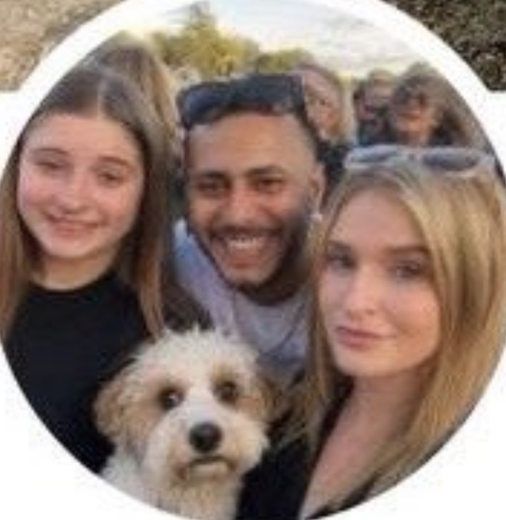 BarabbasBeard's tweet photo. @ImMeme0 So she had a dog and a Muslim?
Thought that was Hiram?
Did the dog survive?
So many questions!! https://t.co/aFzWT8li4H