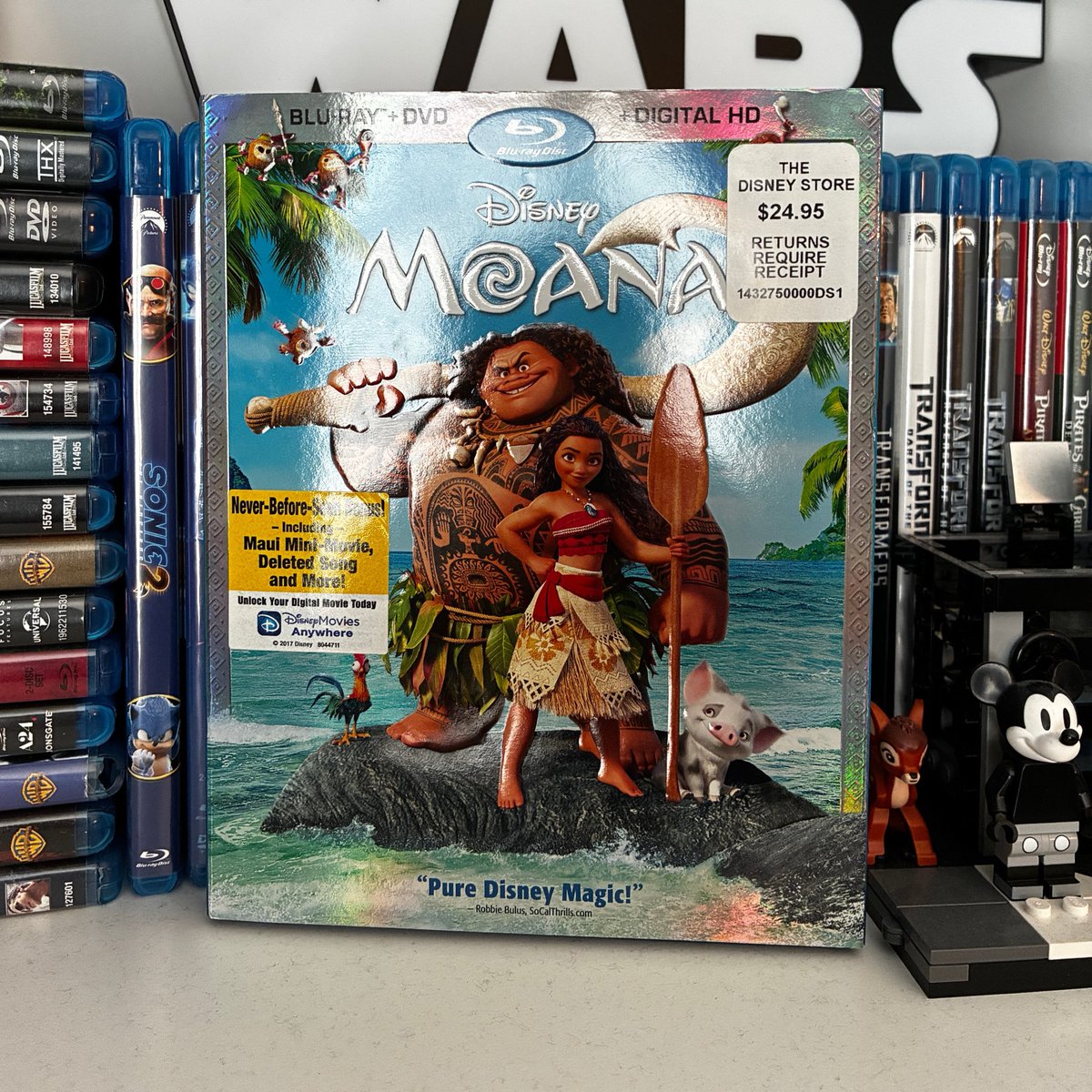 NerdiestPod's tweet photo. Yeah, I’ll be watching Moana this weekend, and it’s FREE since I OWN the BluRay 😎🔥 https://t.co/aJOGKaga92