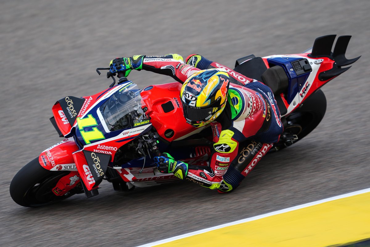 lcr_team's tweet photo. P17 Diogo Moreira – Practice #GermanGP
🎤"It’s great to ride on a MotoGP track. It’s a short circuit, so finding the perfect line isn’t easy. We’re also working on improving the bike because we’ve been struggling to put together a strong lap in time attack." https://t.co/MGNDcNThxj