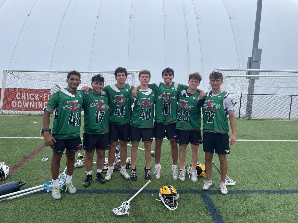 FightingClams's tweet photo. 2029 Clams/Blazers after the championship game at the IMLCA Player Summer! https://t.co/zGU1e2tgGT