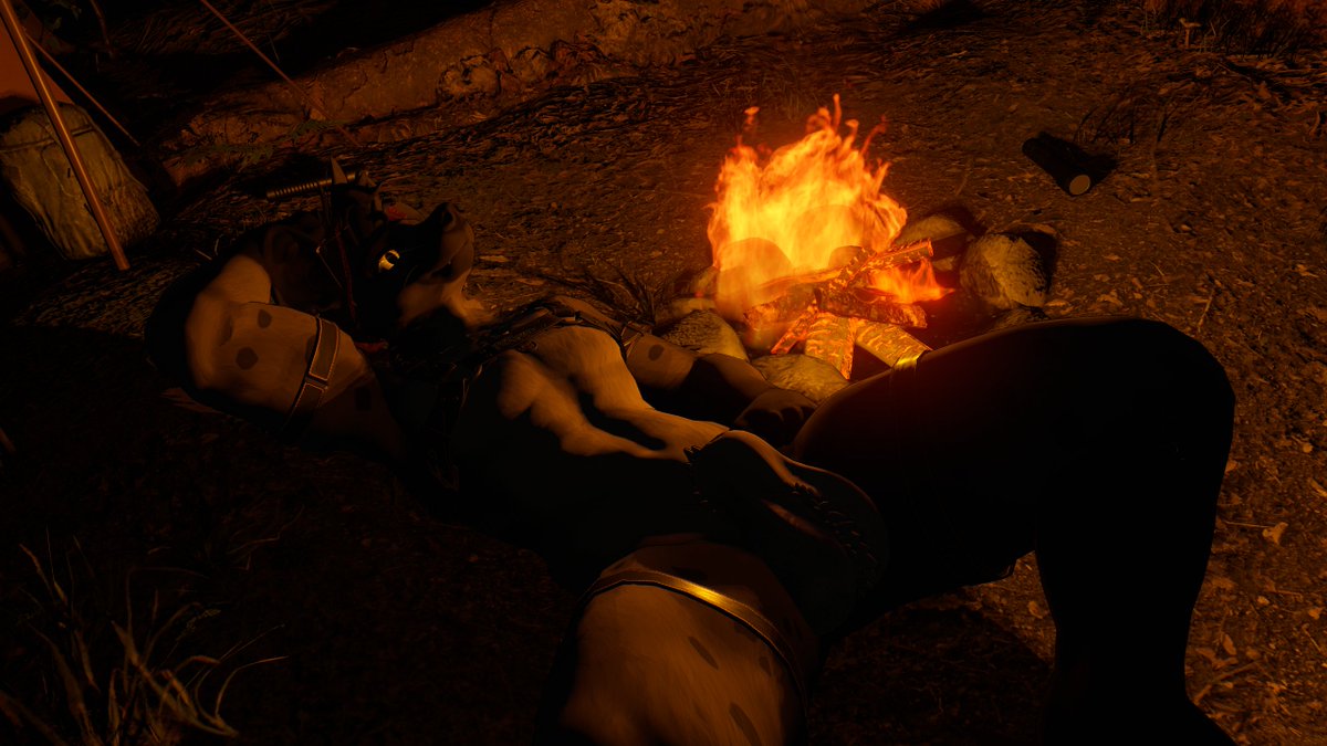 HyenaTobi's tweet photo. wish someone would help Keep me warm https://t.co/BTat2d4NgX
