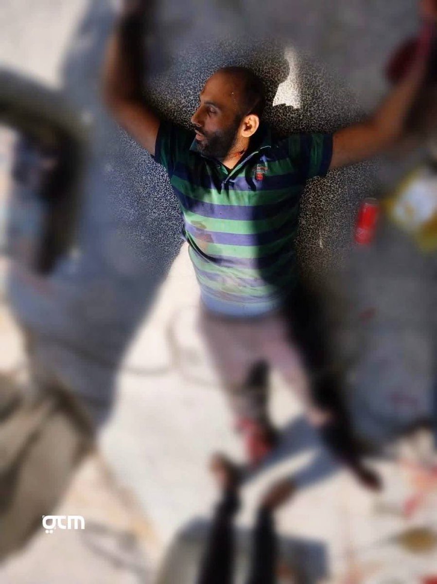 nowgnna's tweet photo. أثناء تناولهم وجبة الغداء.. إصابة 3 عاملين في قسم الحراسات بقصف استهدف مستشفى "كمال عدوان" شمال غزة.. https://t.co/HW2ZASPtME