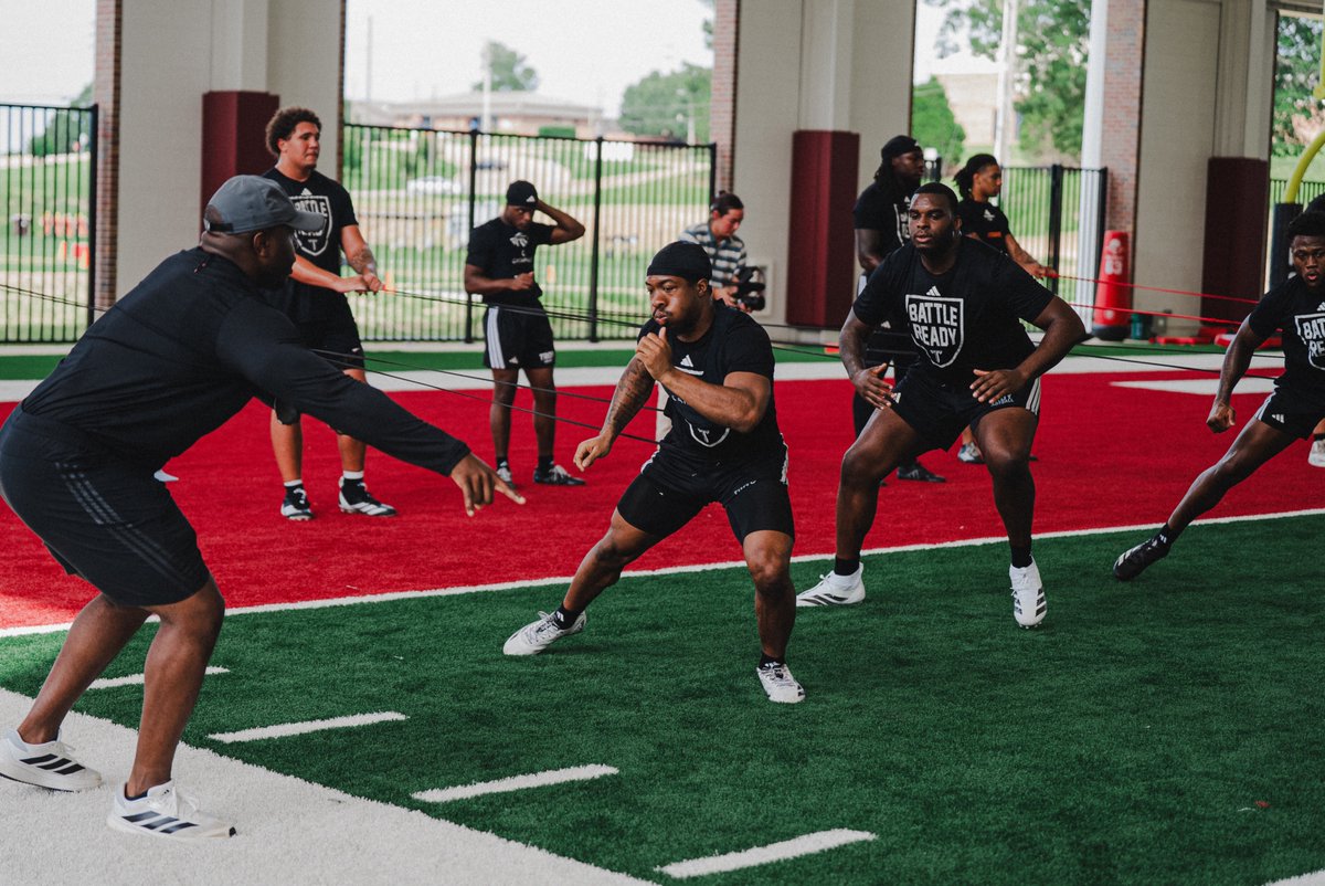 Troy Trojans Football 8x⚔️ tweet media