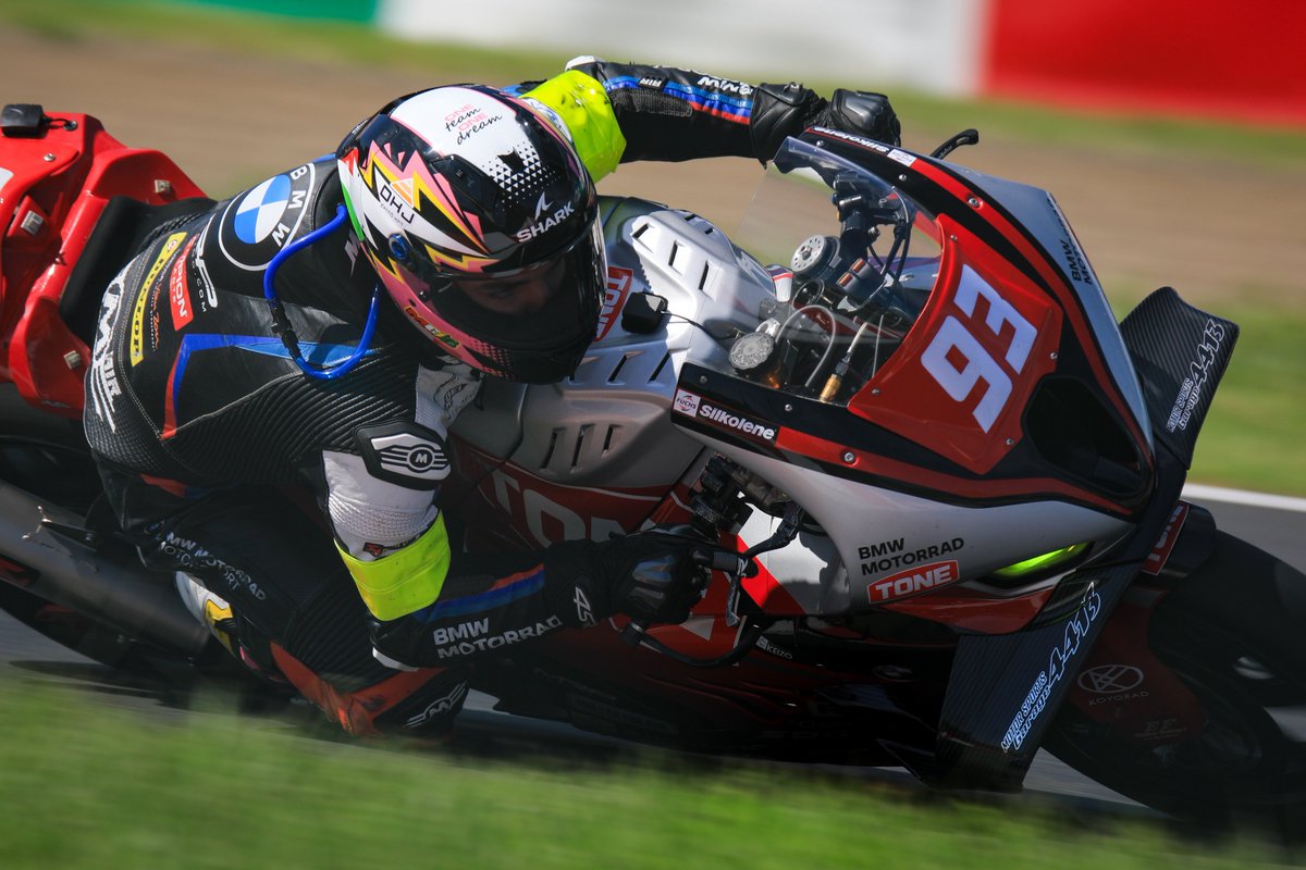 kapijiro_1910's tweet photo. 2026 FIM世界耐久選手権 "コカ·コーラ" 鈴鹿8時間耐久ロードレース 第47回大会
#93 TONE Team4413 BMW
星野知也(@hossy46 )選手
SZAMADO Mate選手
長尾健吾(@ken50_MCZ )選手
吉田愛乃助(@ainosuke__18 )選手

#鈴鹿8耐 #suzuka8hours #fimewc https://t.co/WRPHQzH6GO