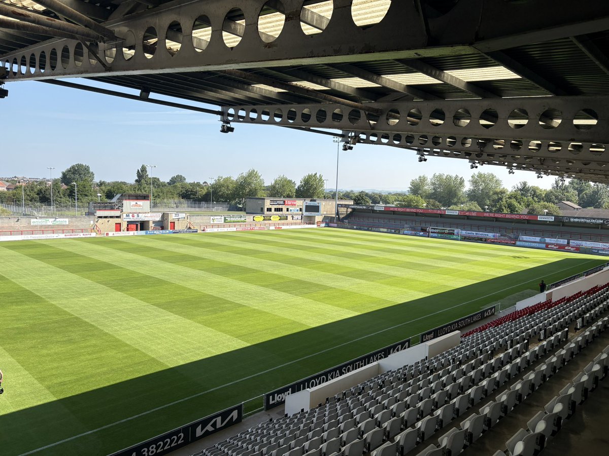 TomWellsturf's tweet photo. The pitch at the Halo Aerospace stadium coming on nicely 5 weeks on from seeding. Some ICL active down today and next week we will start to push on for preseason fixtures in 2 and a half weeks. https://t.co/vnB4UvIAVd